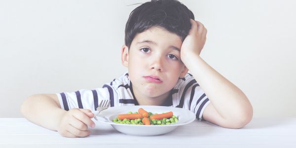 Sposoby na niejadka – czyli jak zachęcić dziecko do jedzenia